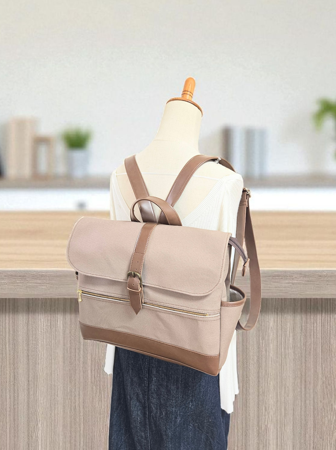 色の変更可能　モカラテカラーの四角いリュック(マッドブラウン帆布と焦げ茶PVC レザー)（横型）(ふたつき)（3way)