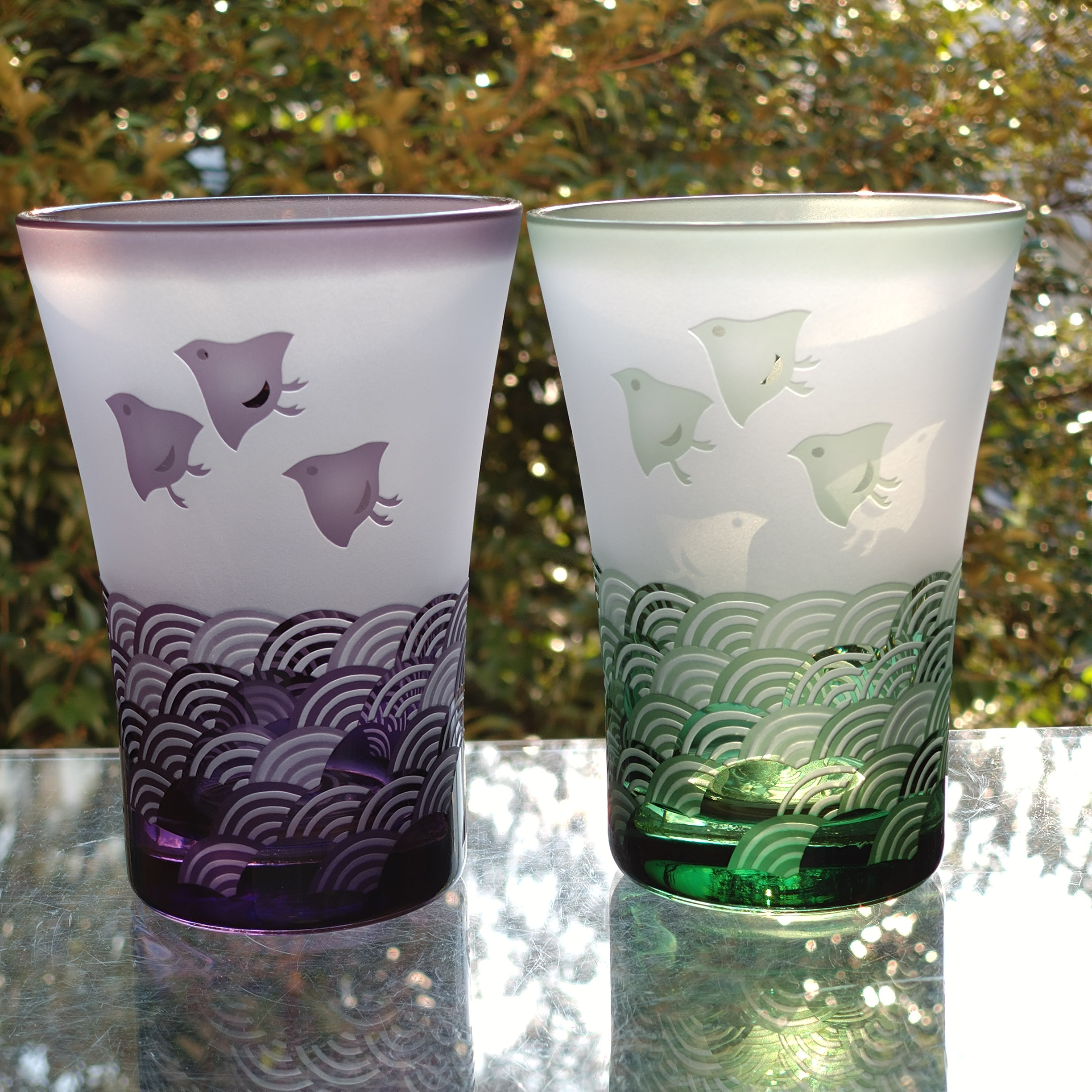 「波千鳥」タンブラー(ペア)　紫とモスグリーン　縁起物　サンドブラスト