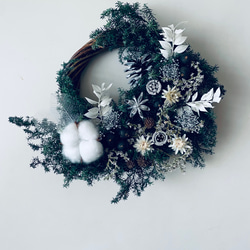 早割り　Мサイズ　プリザーブドフラワー　クリスマスリース　アジサイリース　Xmas　結婚祝い　新築祝い　紫陽花　　開店祝 9枚目の画像