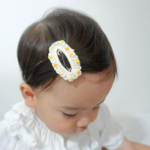 ポンポンヘアピン】ハンドメイド ベビー キッズ ヘアアクセサリー