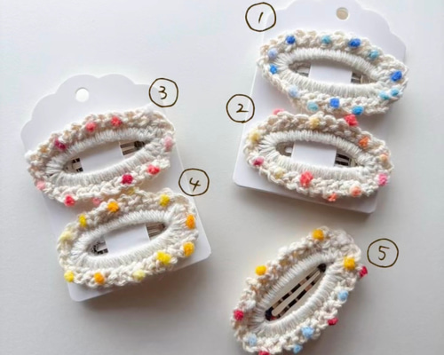 ポンポンヘアピン】ハンドメイド ベビー キッズ ヘアアクセサリー