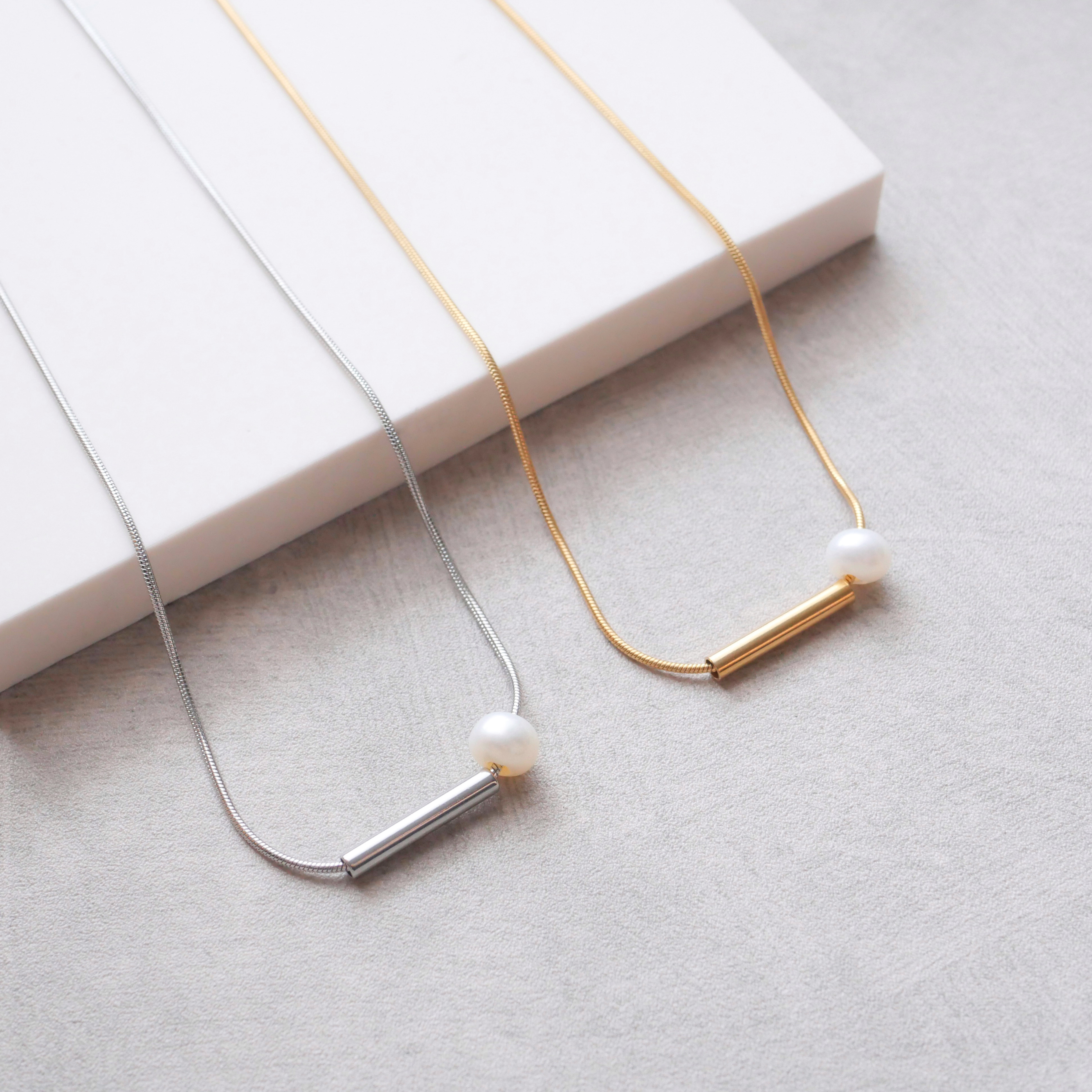 淡水パール×パイプ×スネークチェーンネックレス　ゴールド/シルバーネックレス　淡水真珠　サージカルステンレス　金アレ対応