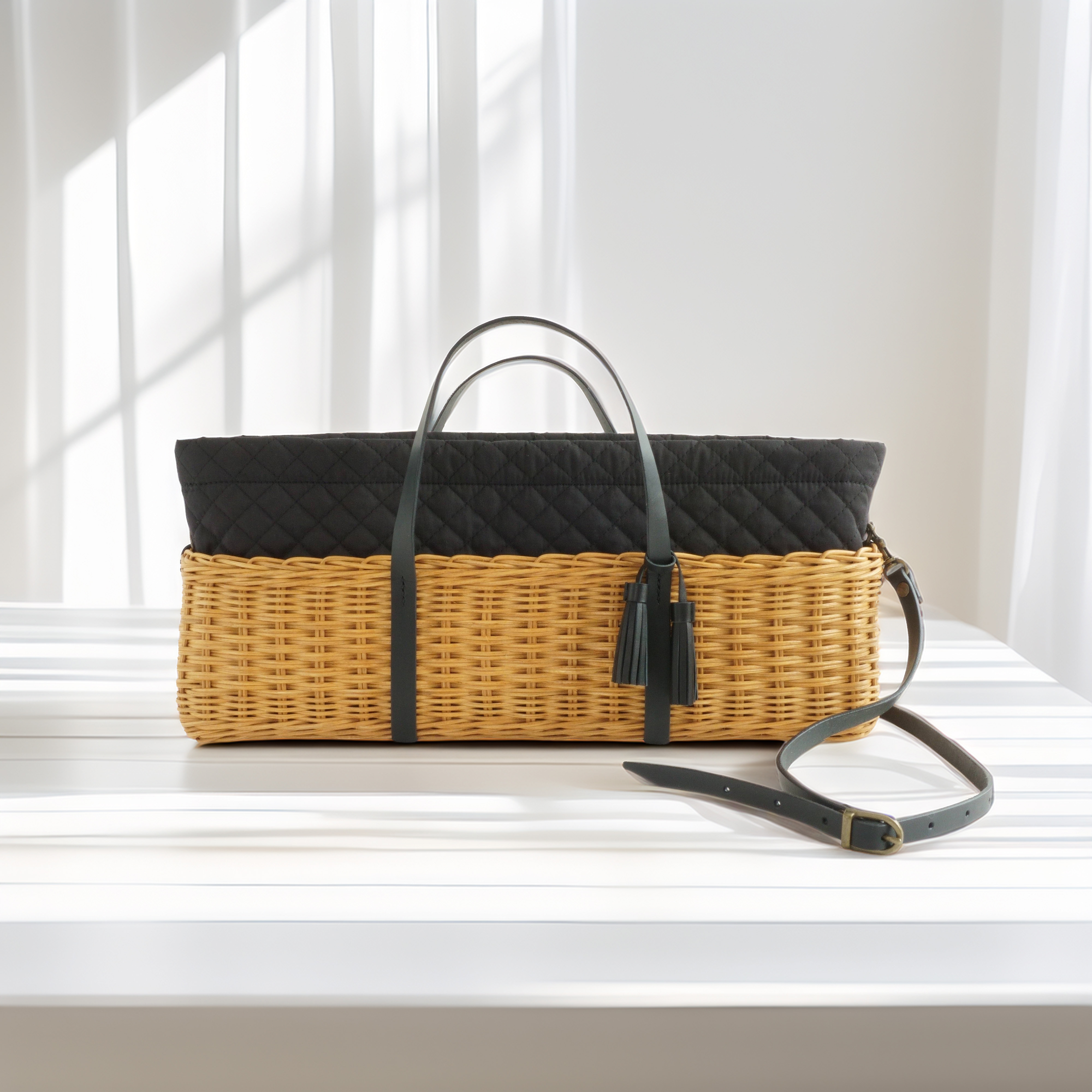 3WAY仕様・草木染の横長のかごバッグ＆フルートケース ☕色 19,350円