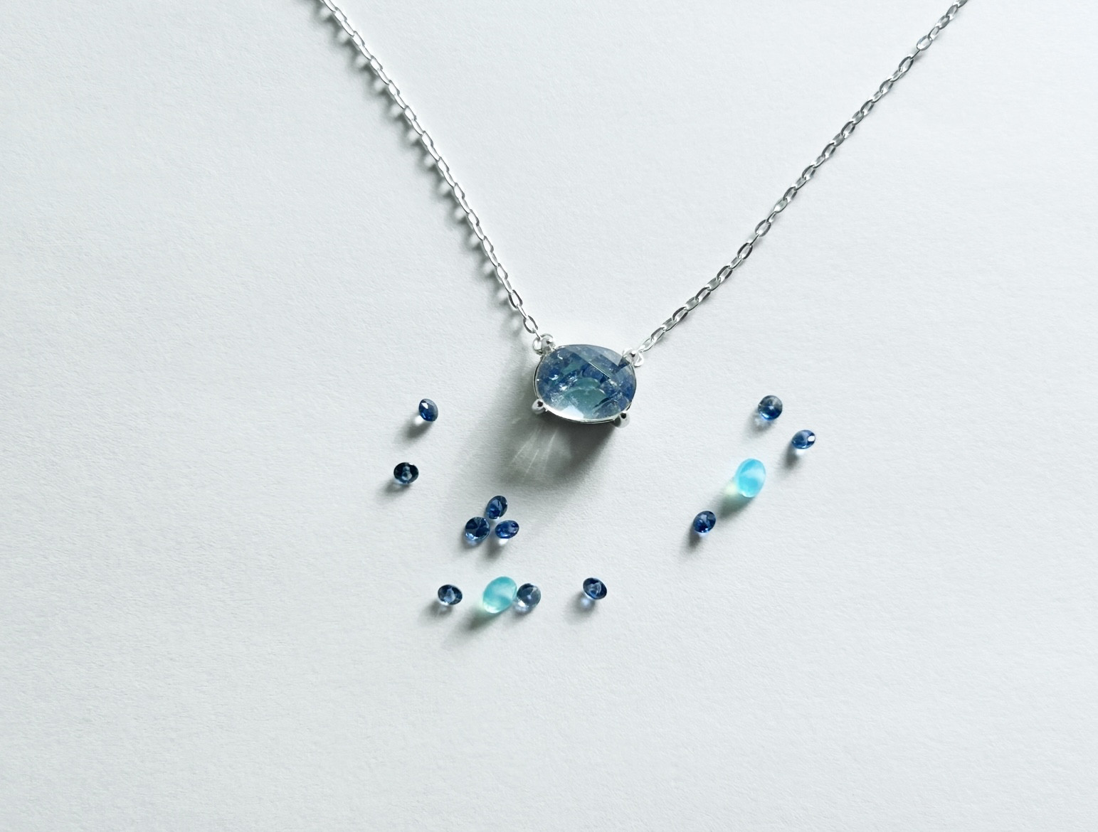 マルチストーン　オーバル　ネックレス　silver925