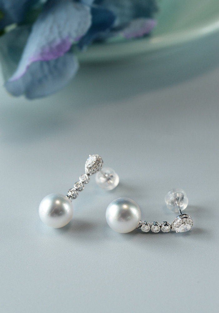 【ルミナ】10～11mm 天然南洋オーストラリア産ホワイトパールイヤリング 18Kゴールド 51ポイントダイヤモンドセット ルミ