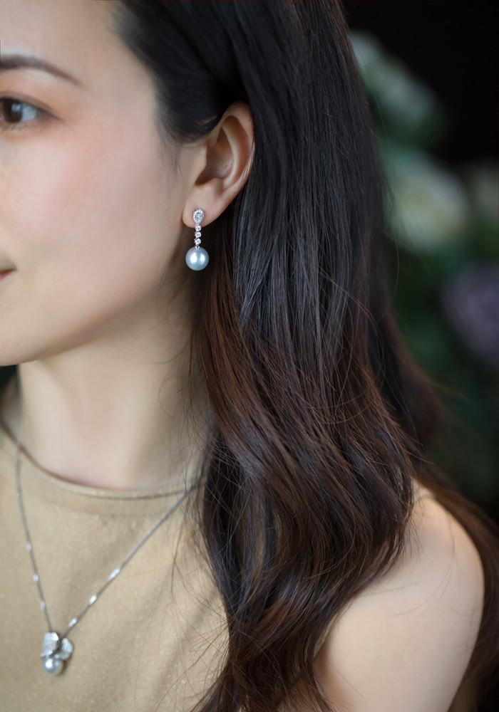 【ルミナ】10～11mm 天然南洋オーストラリア産ホワイトパールイヤリング 18Kゴールド 51ポイントダイヤモンドセット ルミ