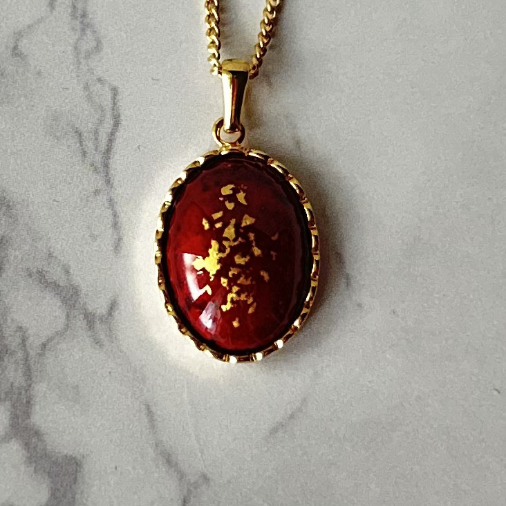 七宝焼　＊真紅と金箔のネックレス＊