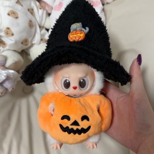 正規品 ラブブ かぼちゃ ハロウィン スニーカーマンストア ポップマート ラブブ ハロウィンパーティー