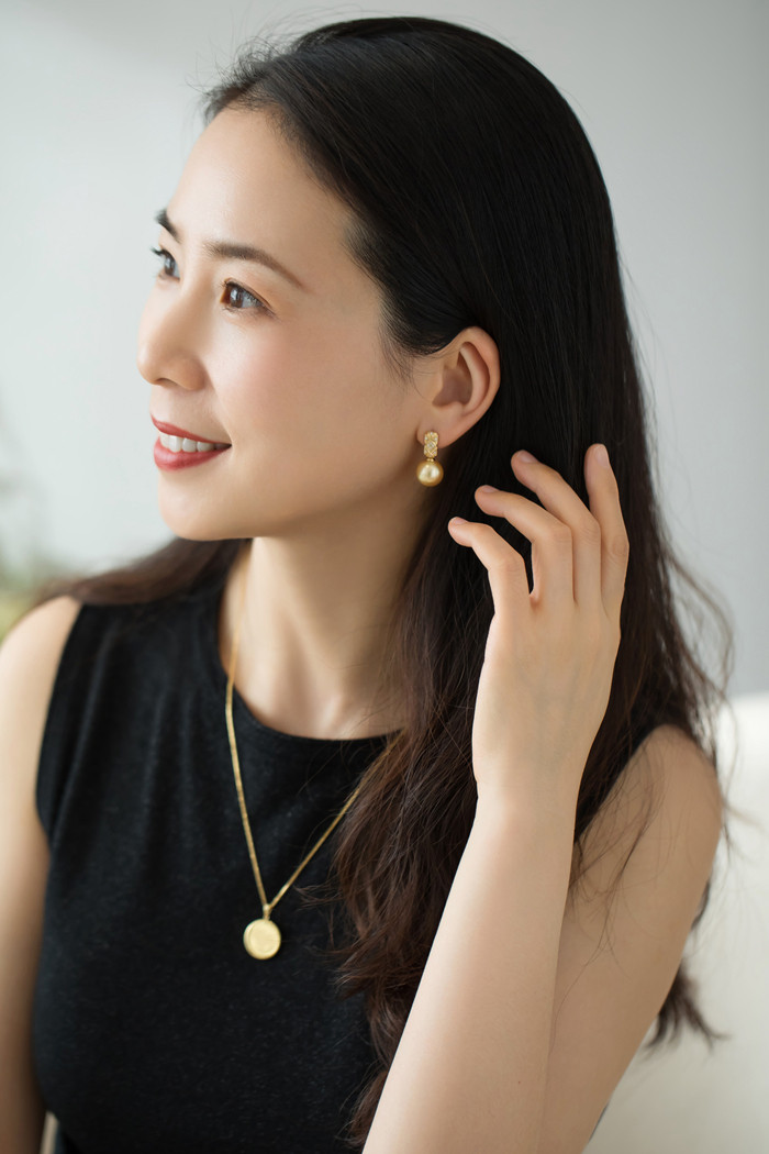 【ルミナ】11-12mm 南洋サンセットゴールデンパールイヤリング 18Kゴールド クラシックダイヤモンドパターン 温かみのある