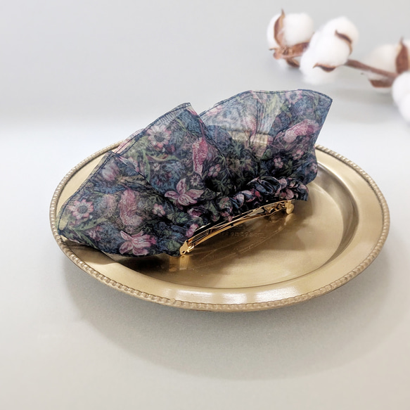 大人のためのシュシュ見えバレッタ　いちご泥棒♡オーガンジー　ウィリアムモリス　　秋　冬　 6枚目の画像