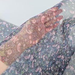 大人のためのシュシュ見えバレッタ　いちご泥棒♡オーガンジー　ウィリアムモリス　　秋　冬　 11枚目の画像