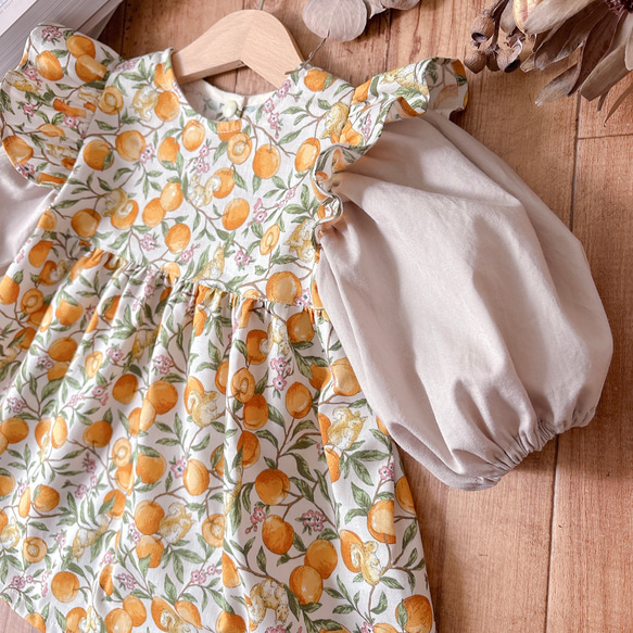 baby✭パフスリーブワンピース✭リスとあんず 5枚目の画像