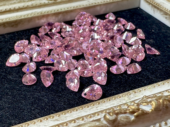 PS502  ピンク 方穴有り A級キュービックジルコニア 6x8mm 雫型 5個入り CZ  手芸 パーツ 素材 1枚目の画像