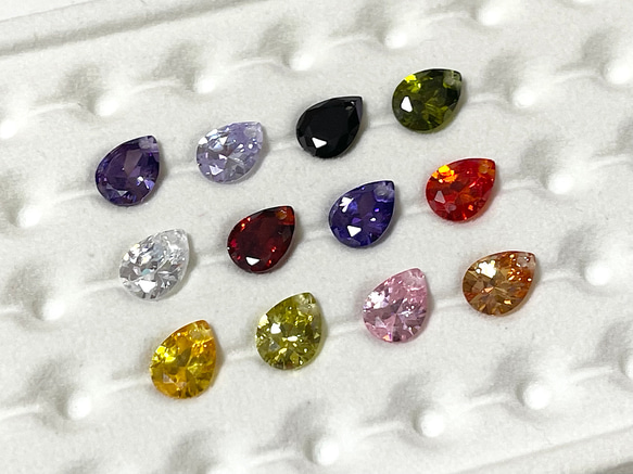 MIX013 ミックス 雫型 A級キュービックジルコニア 6x8mm 穴有り12色入り(各一色ずつ) 2枚目の画像