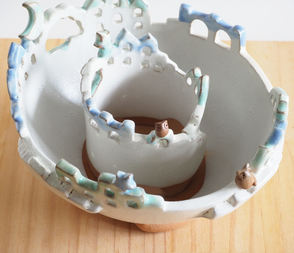 猫と梟の棲む月夜の街 2段鉢　P・Mh2　　(植物なし） 5枚目の画像