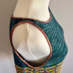 手編み ノースリーブセーター ウール&アルパカ毛糸使用(グリーン) 5枚目の画像