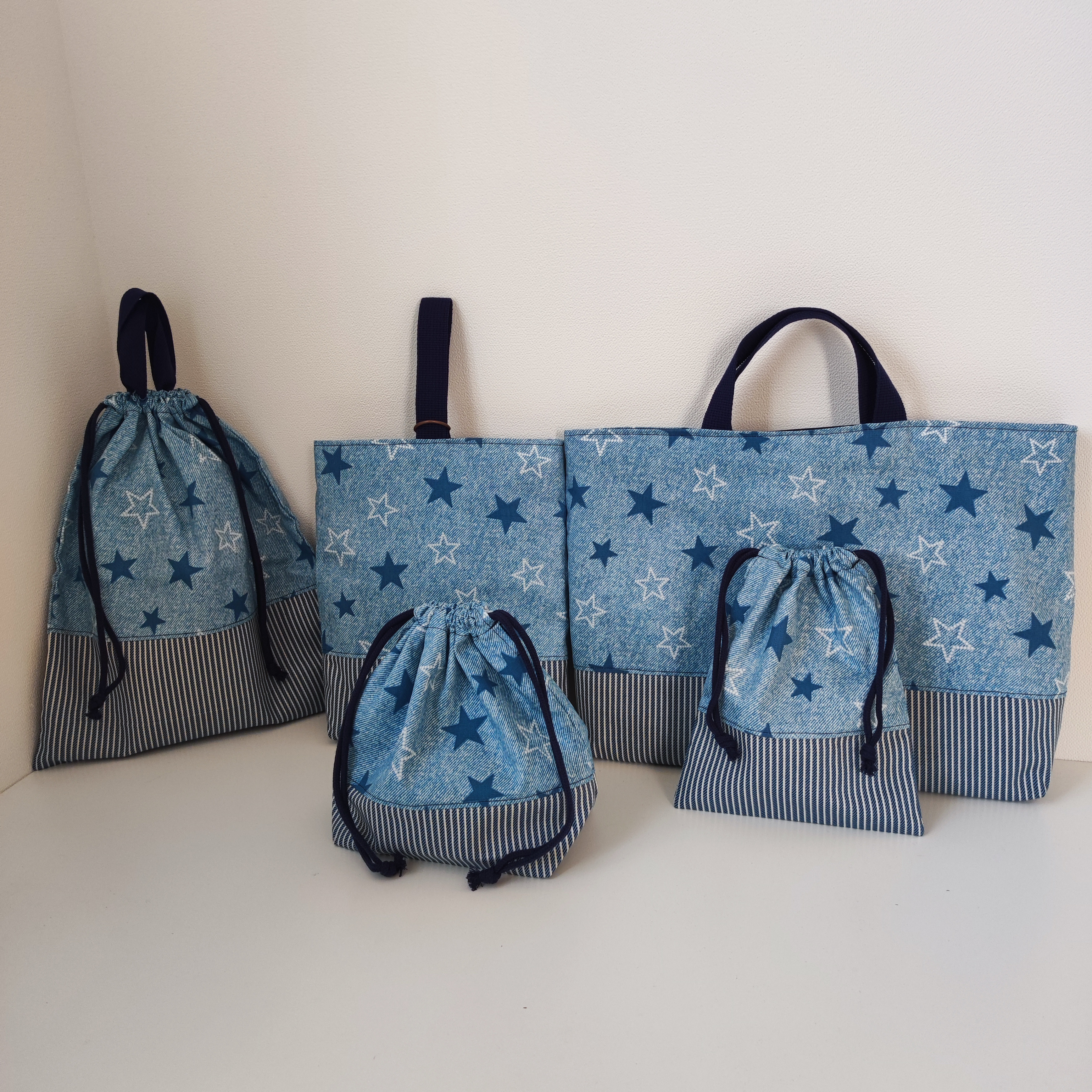 星デニム風スカイ×ヒッコリー　入園入学5点セット（レッスンバッグ、上履き入れ、体操着袋、お弁当袋、コップ袋）　星柄