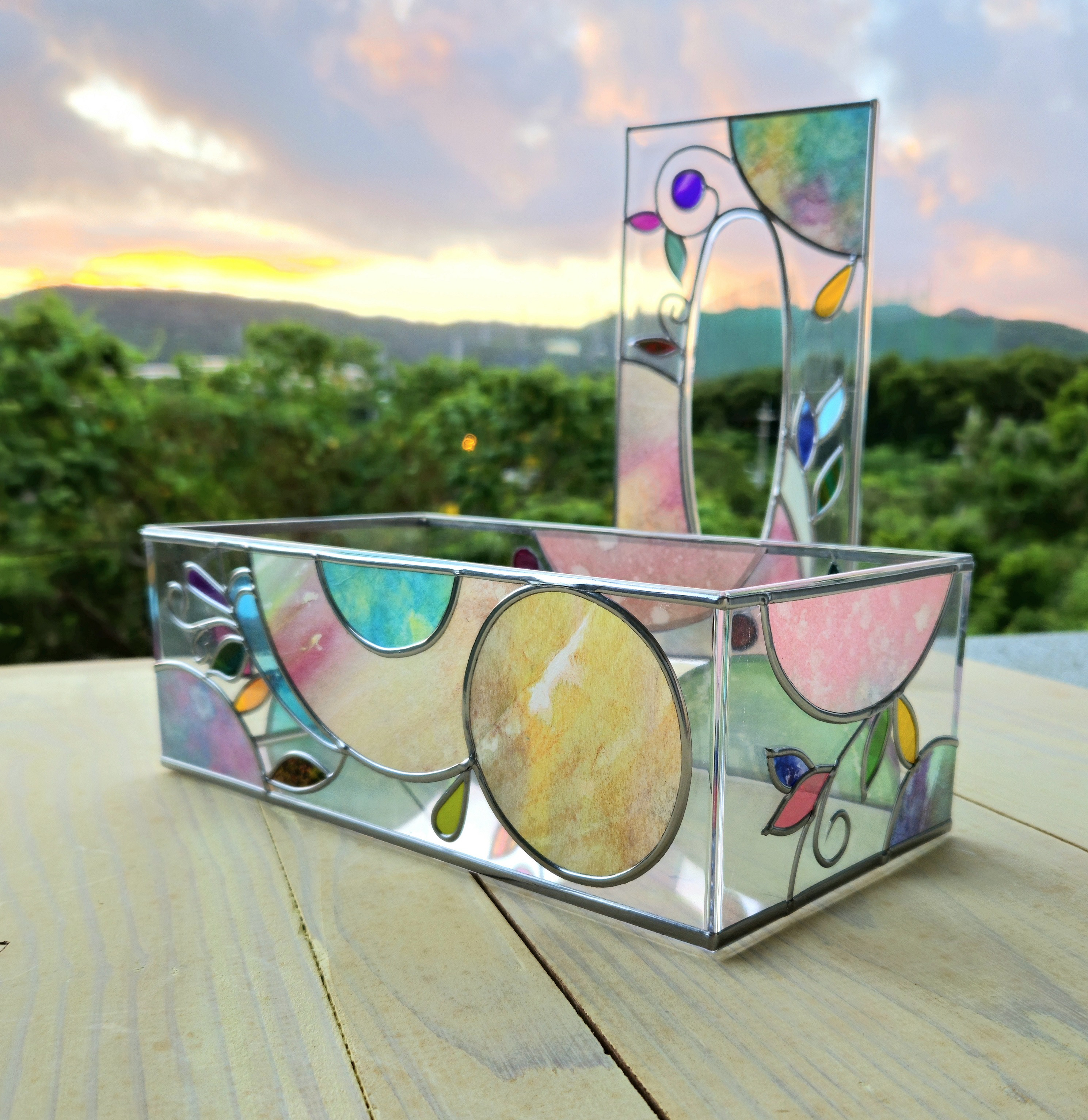 『One Earth, One Heart』ティッシュケース