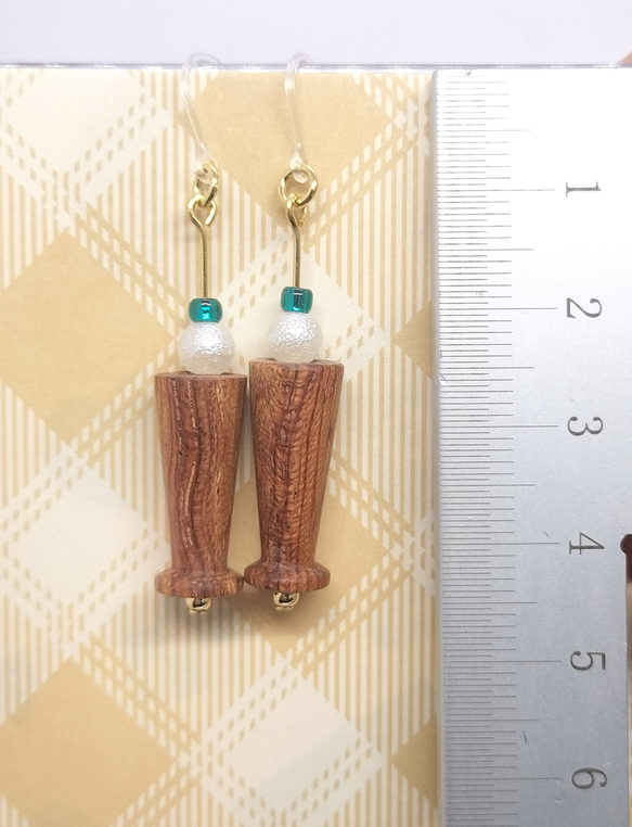 ブビンガのソーダフロート風ピアス 4枚目の画像