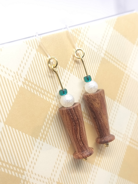 ブビンガのソーダフロート風ピアス 3枚目の画像