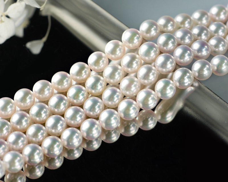 【ルミナ】6.5-7mm 日本製 大阪産 天然アコヤホワイト海水真珠ネックレス 18Kゴールドバックルと花型ビーズ付き - 絶妙