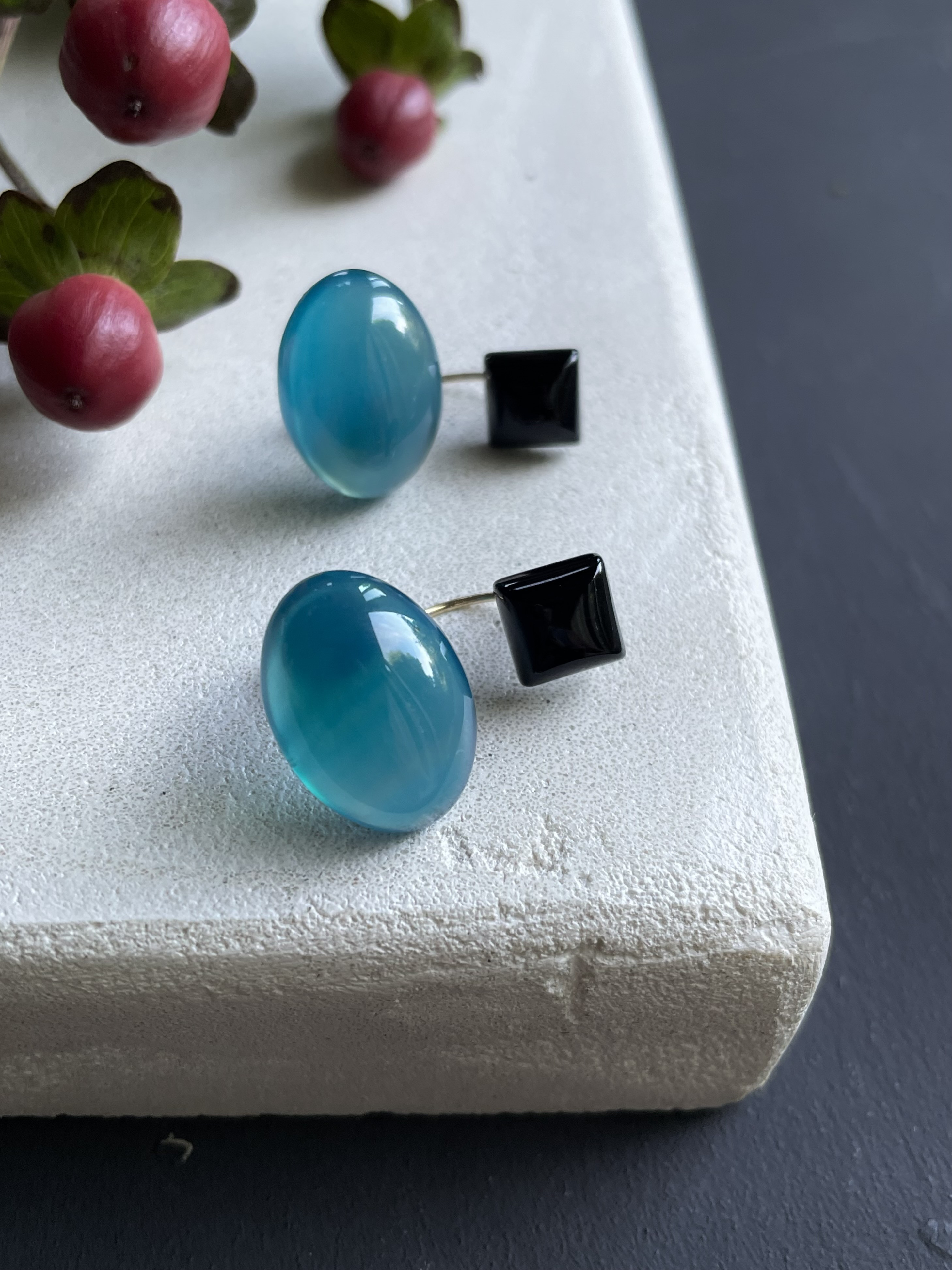 【青と黒】Noir et Bleu（ノワール・エ・ブルー）ピアス