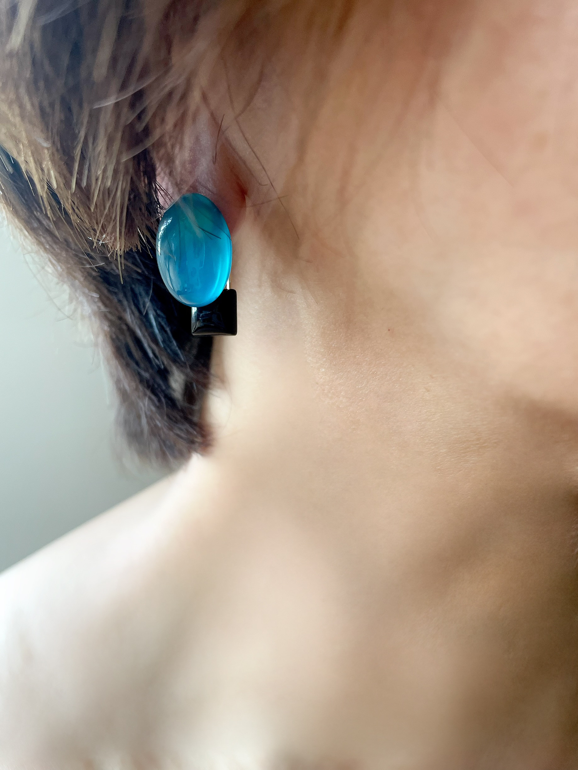 【青と黒】Noir et Bleu（ノワール・エ・ブルー）ピアス