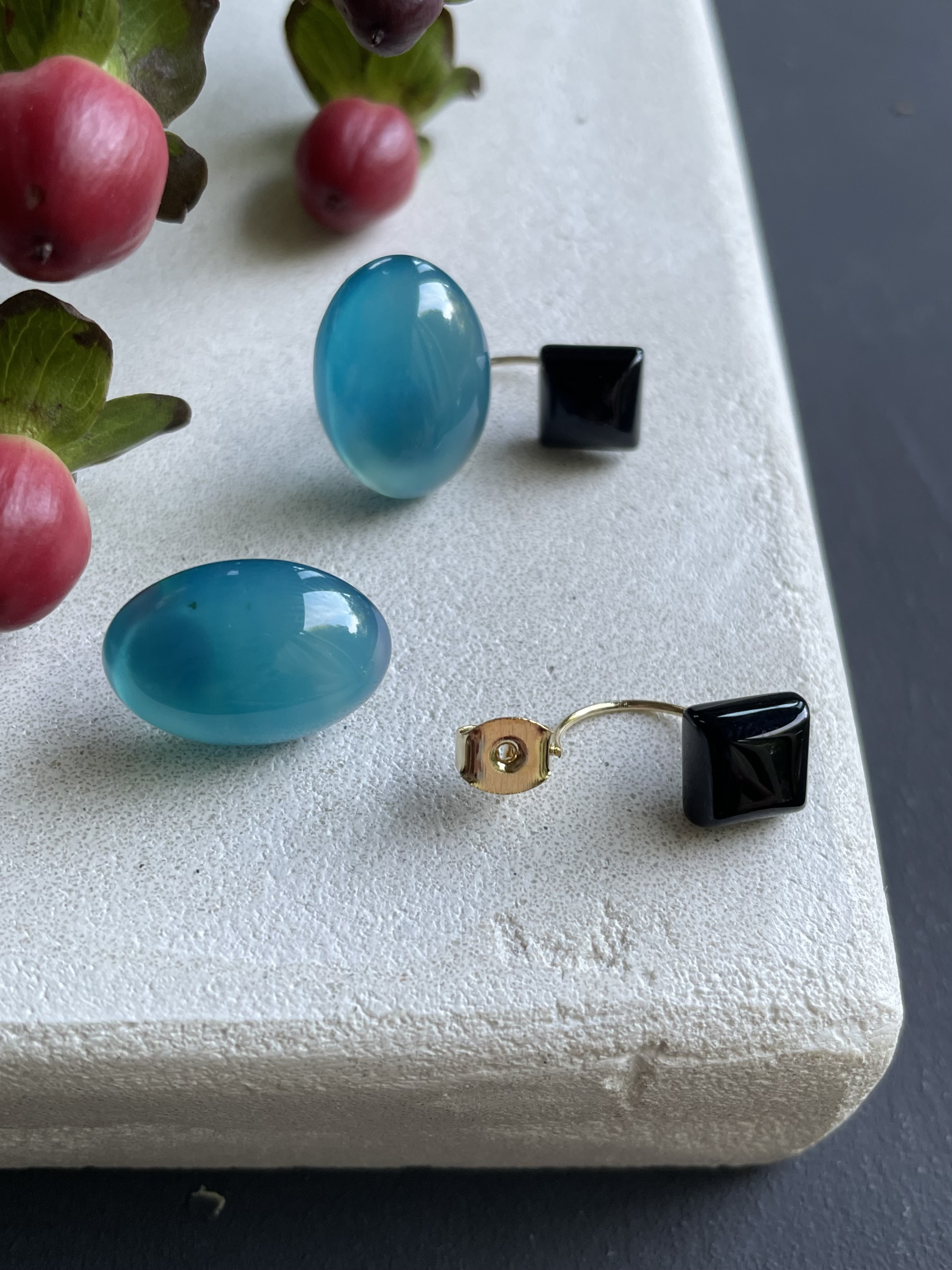 【青と黒】Noir et Bleu（ノワール・エ・ブルー）ピアス