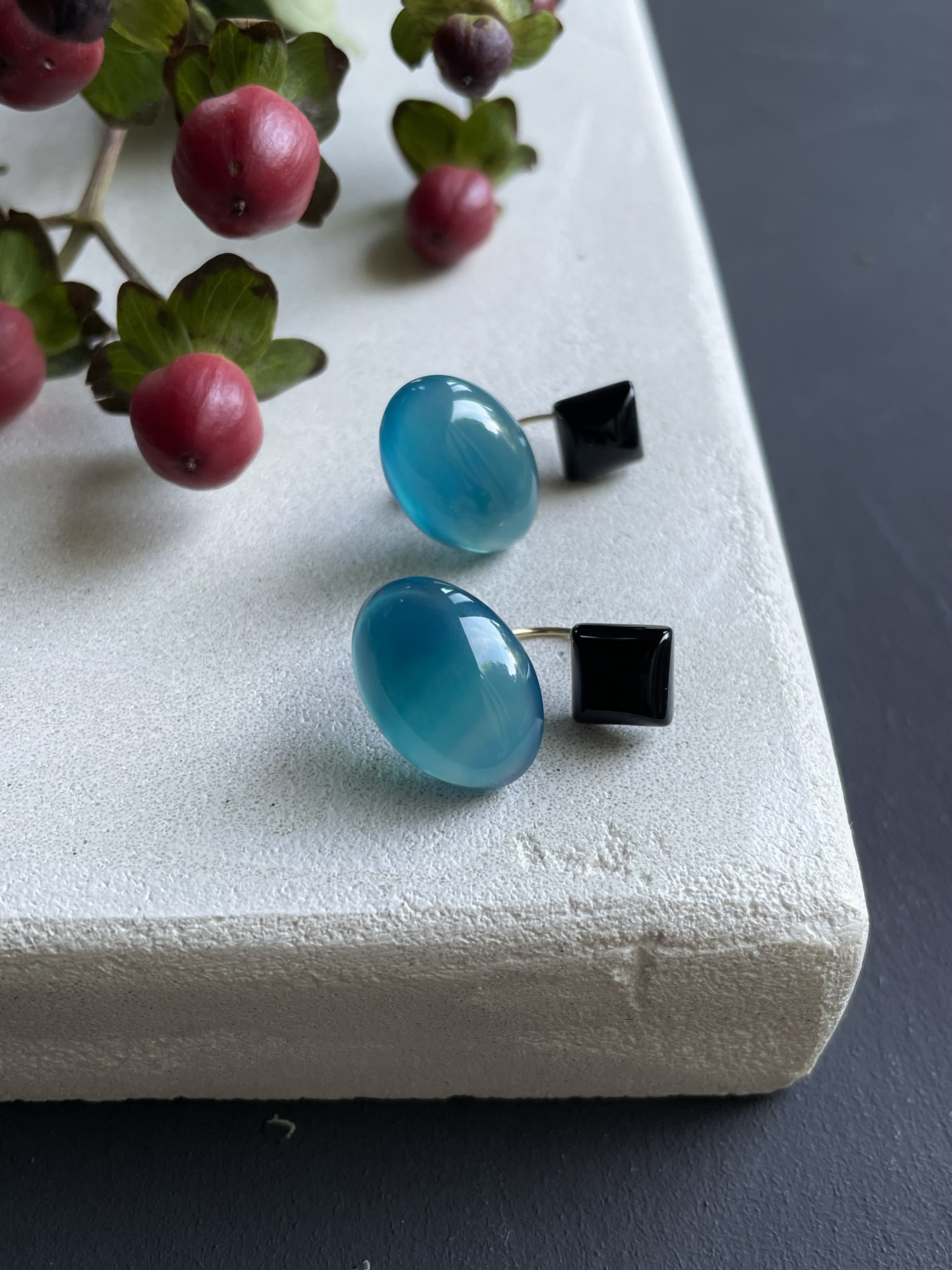 【青と黒】Noir et Bleu（ノワール・エ・ブルー）ピアス