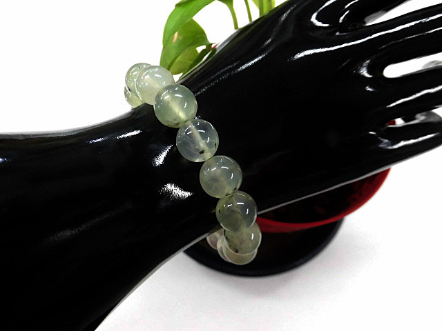 天然石 グリーンガーネット11.2mm〜11.7mm玉ブレスレット 内周18.2cm　　250720461 4,800円