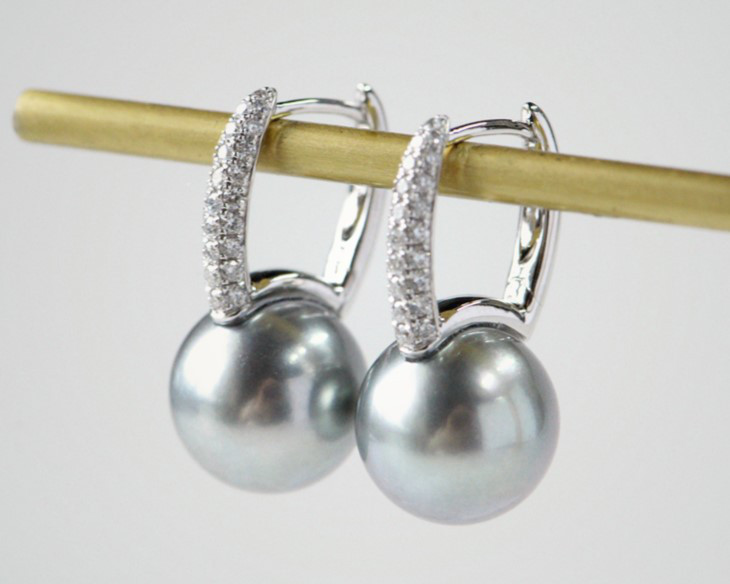 【ルミナ】10～11mm天然タヒチアングレーパールピアス、18Kゴールドダイヤモンドフープピアス、プラチナグレーシリーズ、エレガ