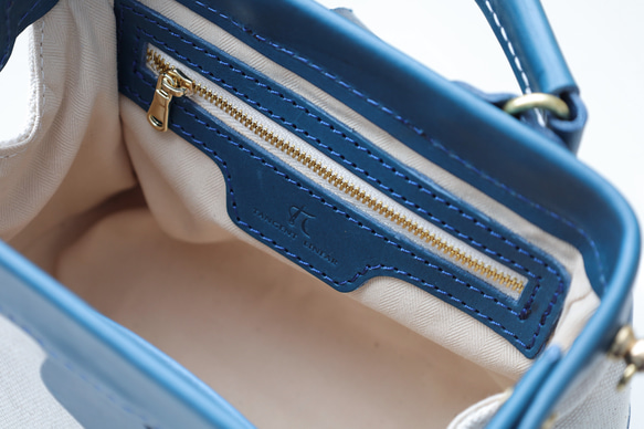 「帆布×革の組み合わせ」大人気！フラットタイプのがま口バッグ 手作りのショルダーバッグ　2WAY 中型鞄 15枚目の画像