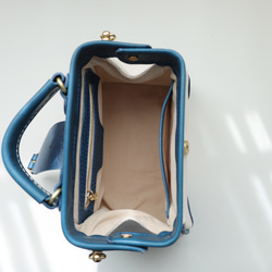 「帆布×革の組み合わせ」大人気！フラットタイプのがま口バッグ 手作りのショルダーバッグ　2WAY 中型鞄 17枚目の画像