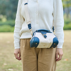 「帆布×革の組み合わせ」大人気！フラットタイプのがま口バッグ 手作りのショルダーバッグ　2WAY 中型鞄 13枚目の画像