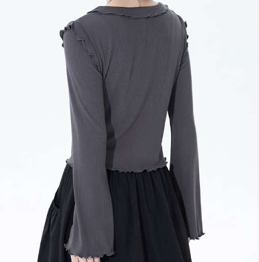 グレー長袖ニットvネックトップス