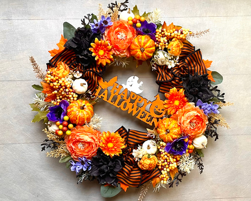 アーティフィシャル♡ベリーとどんぐりのリース アーティフィシャル♡ベリーとどんぐりのリース