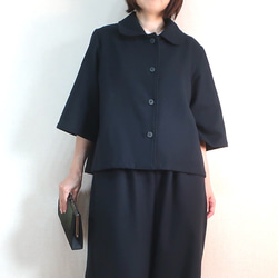 大人のモノトーン 冬のフォーマルにも ステンカラージャケット（コットンツイード／黒色） 2枚目の画像