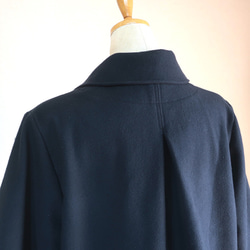 大人のモノトーン 冬のフォーマルにも ステンカラージャケット（コットンツイード／黒色） 17枚目の画像