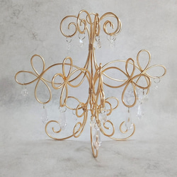 クリスマスを彩る ✨ ワイヤーの置き型シャンデリア＊一年中楽しめるインテリア　　ワイヤークラフト 1枚目の画像