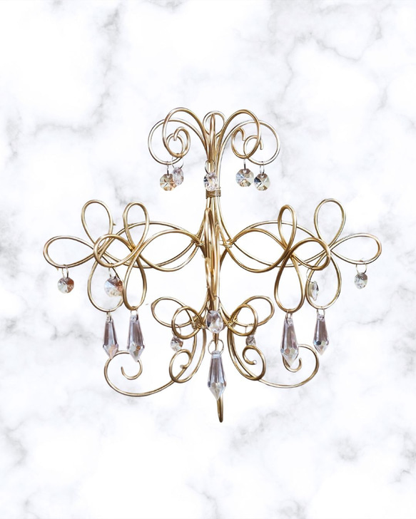 クリスマスを彩る ✨ ワイヤーの置き型シャンデリア＊一年中楽しめるインテリア　　ワイヤークラフト 3枚目の画像