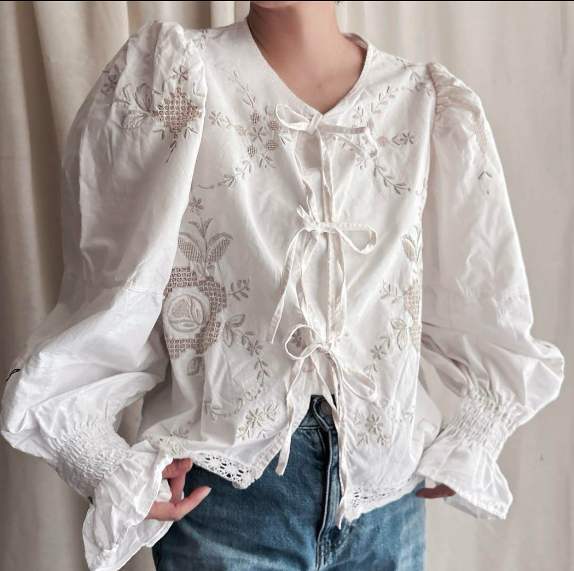 パフスリーブ　刺繍　リネン　羽織り　ヴィンテージ　リボン　シャツ