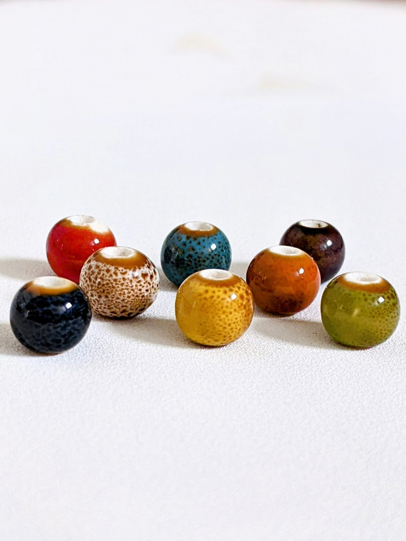 陶器 ビーズ アソート 10個 通し穴 パーツ アクセサリー 2枚目の画像