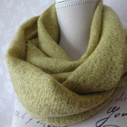 ふんわりニットスヌード☆マスタードイエロー 1枚目の画像