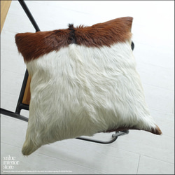 毛皮クッションカバー PUTI-28 天然皮革 北欧 本皮 レザー 正方形 手作り レトロ調 エスニック 45cm 4枚目の画像