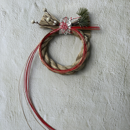 シンプルなお正月飾り 2026年 お正月 しめ縄 ナンキンハゼ 松 鶴