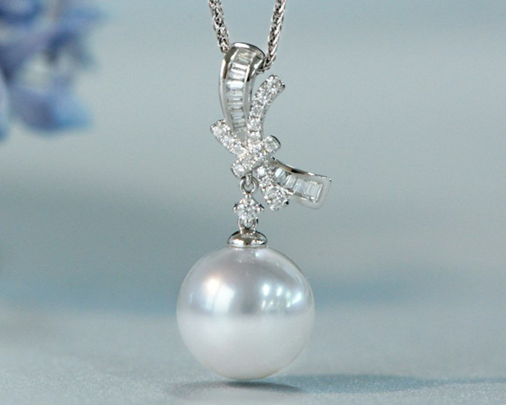【ルミナ】11-12mm 天然南洋オーストラリア産ホワイトパールペンダント 18Kゴールドダイヤモンドネックレス サウザンドノッ
