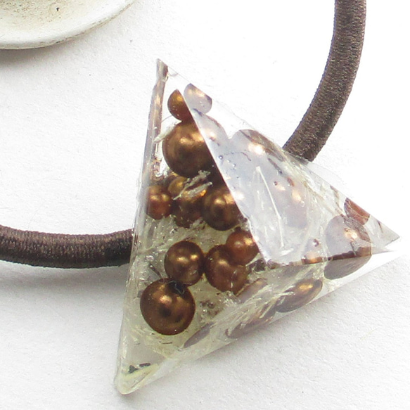 木漏れ日クォーツが程よい秋の小路を歩く私たちはきっと南に向かっています♪(ぼぼ屋のヘアゴム)SH242 2枚目の画像