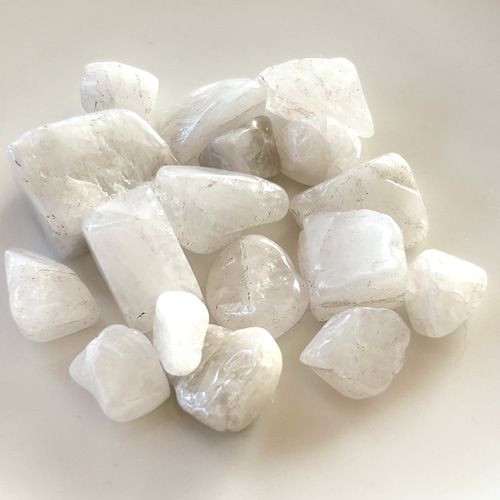 天然石　水晶 飛鳥桜水晶 細石】B 天然石 Sawre Rera 通販 19865098｜Creema(クリーマ)