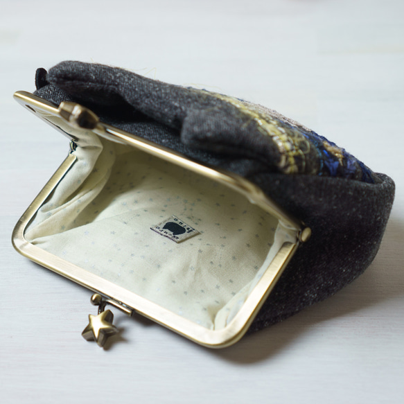 夜空・アズネコ・ポーチ・薄型 2枚目の画像