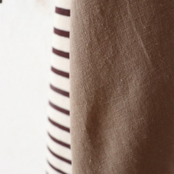 秋限定♥ボーダーニット袖×ハーフリネンのプルオーバー（モカベージュ） 4枚目の画像